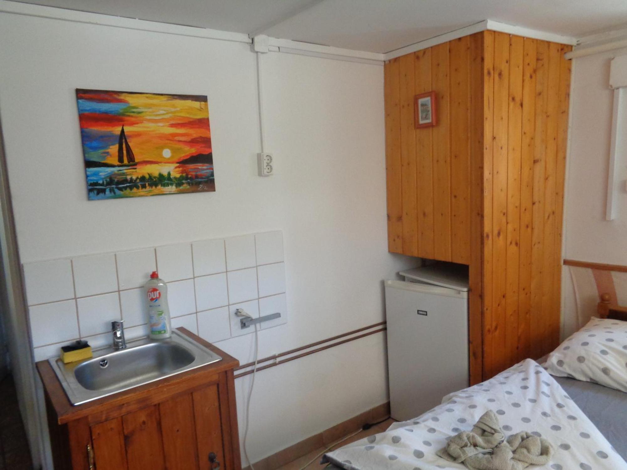 Ferienwohnung Irenke Vendeghaz Alsópáhok Exterior foto
