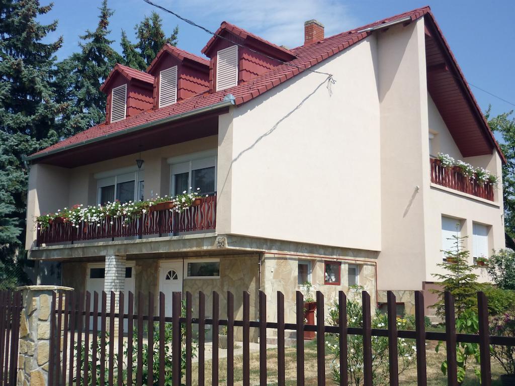Ferienwohnung Irenke Vendeghaz Alsópáhok Exterior foto